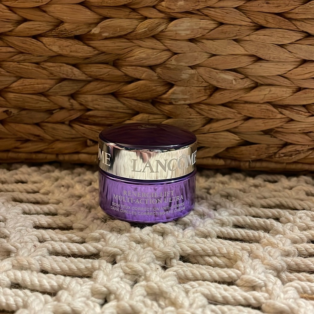 renewing eye cream